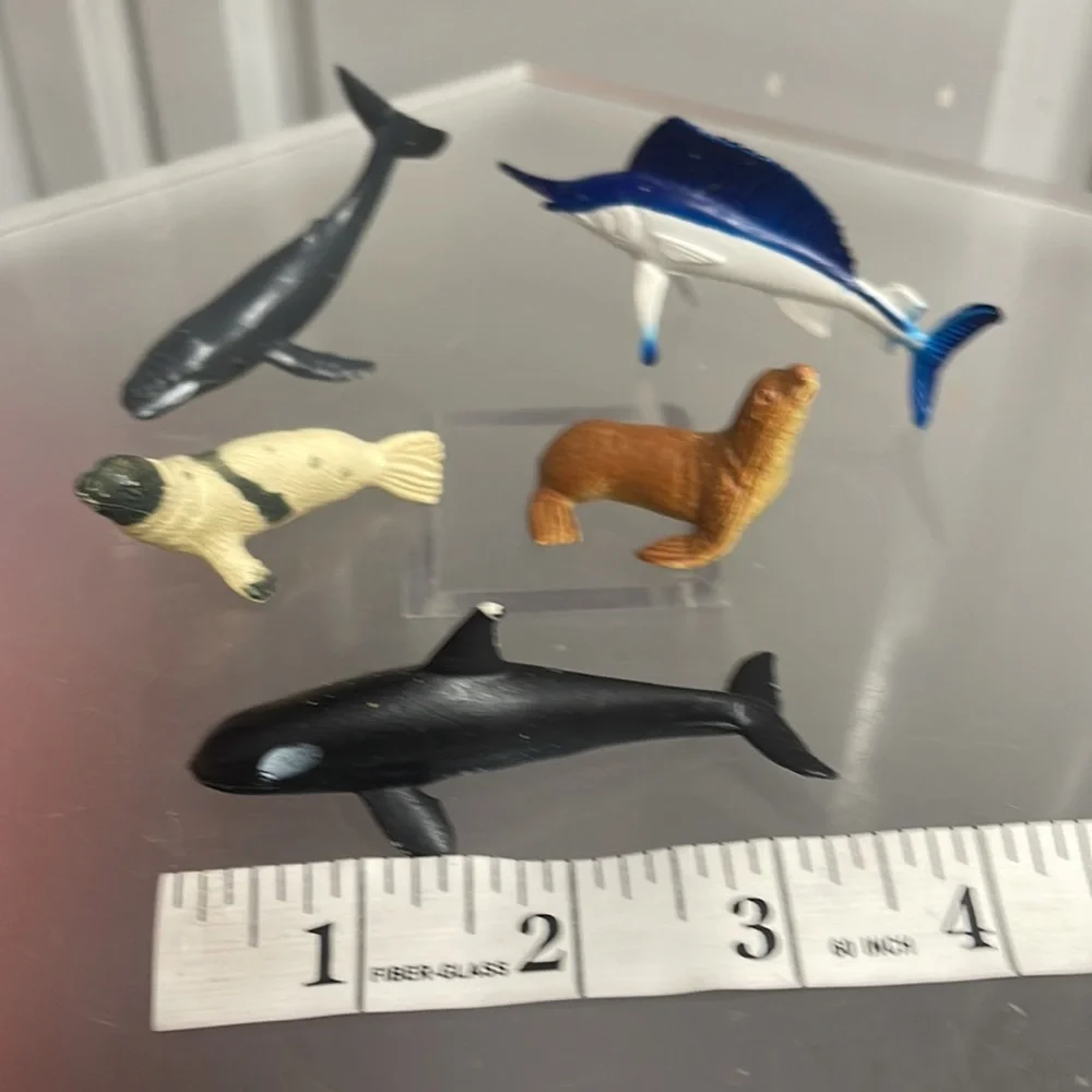 PVC Plastic Marine Animal Figurine Set - Blue, Black, Brown 5 pc